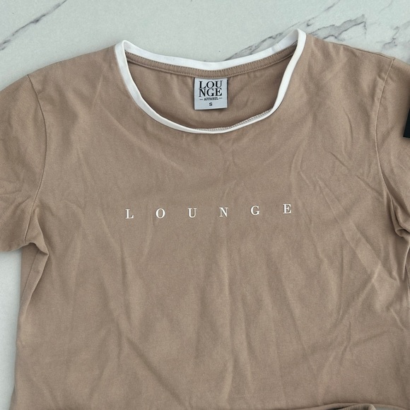 Lounge Set - Picture 2 of 7